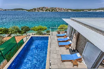 Beachfront Villa in Rogoznica (Up to 10 Guests)