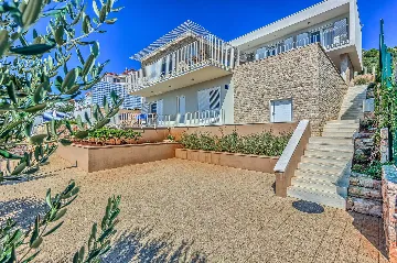 Beachfront Villa in Rogoznica (Up to 10 Guests)