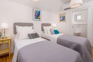 3-Bedroom Villa with Heated Pool and Sea Views in Murvica