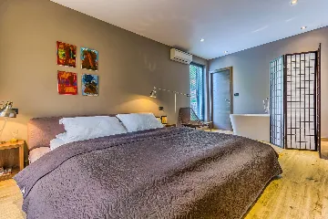 4-Bedroom Villa in Mimice for 8 Guests