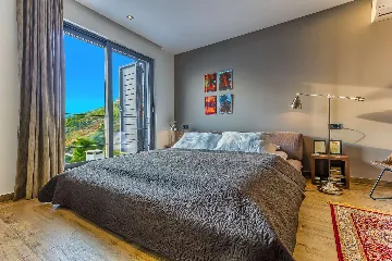 4-Bedroom Villa in Mimice for 8 Guests