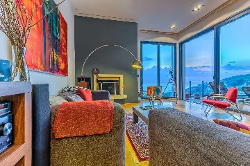 4-Bedroom Villa in Mimice for 8 Guests