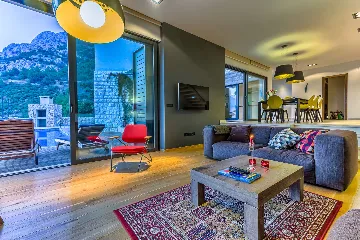 4-Bedroom Villa in Mimice for 8 Guests