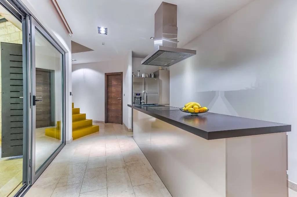 4-Bedroom Villa in Mimice for 8 Guests