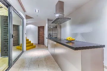 4-Bedroom Villa in Mimice for 8 Guests