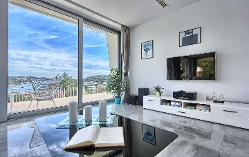 Zaton Mali Modern Villa with Pool, Sleeps 12