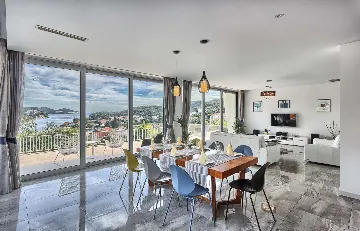 Zaton Mali Modern Villa with Pool, Sleeps 12