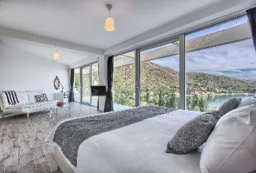 Zaton Mali Modern Villa with Pool, Sleeps 12