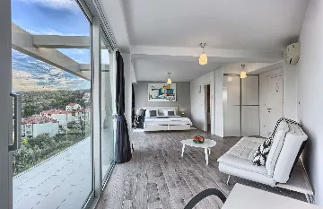 Zaton Mali Modern Villa with Pool, Sleeps 12