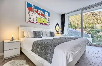 Zaton Mali Modern Villa with Pool, Sleeps 12