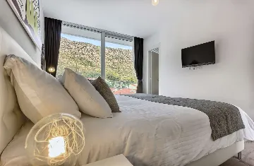 Zaton Mali Modern Villa with Pool, Sleeps 12