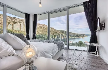 Zaton Mali Modern Villa with Pool, Sleeps 12