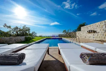 3-Bedroom Villa in Dubravka for 6 Guests