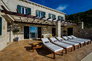 3-Bedroom Villa in Dubravka for 6 Guests