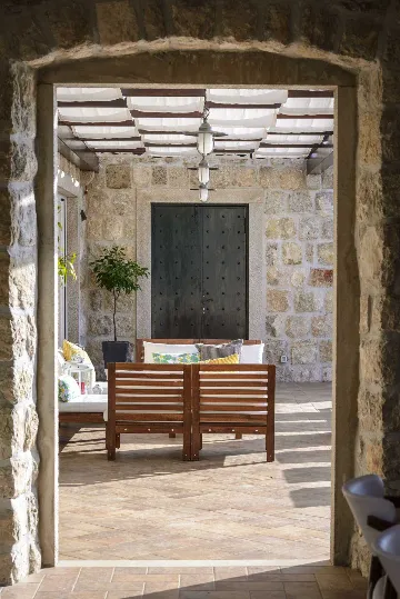 3-Bedroom Villa in Dubravka for 6 Guests