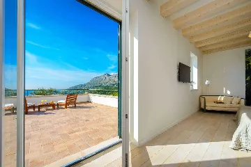 3-Bedroom Villa in Dubravka for 6 Guests