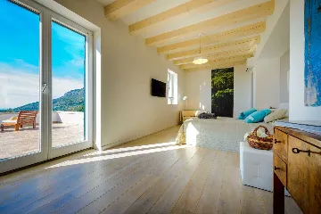 3-Bedroom Villa in Dubravka for 6 Guests