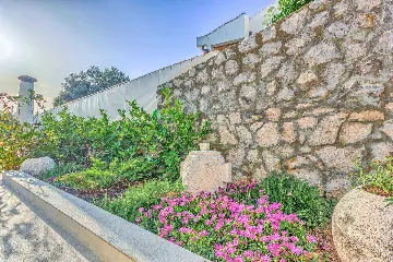 Punat 6-Bedroom Villa with Pool for 12 Guests