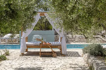 Smokvina 5-Bedroom Villa with Heated Pool