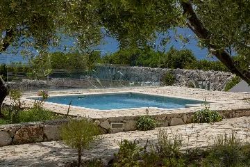 Smokvina 5-Bedroom Villa with Heated Pool