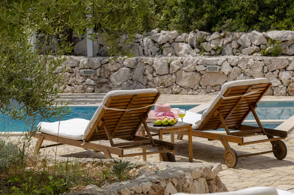 Smokvina 5-Bedroom Villa with Heated Pool