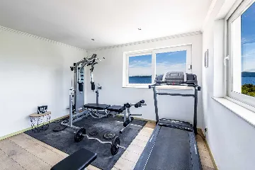 Smokvina 5-Bedroom Villa with Heated Pool