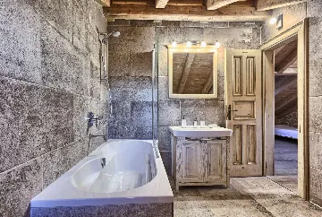 Villa in Stari Grad with Pool & Mountain Bikes