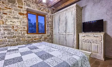 Villa in Stari Grad with Pool & Mountain Bikes