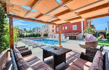 Kastel Luksic Villa with Sea Views and Heated Pool
