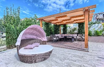 Kastel Luksic Villa with Sea Views and Heated Pool