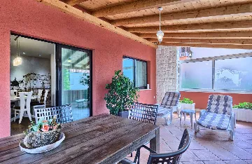 Kastel Luksic Villa with Sea Views and Heated Pool