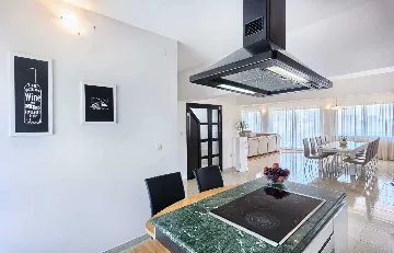 Kastel Luksic Villa with Sea Views and Heated Pool