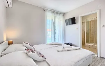 Kastel Luksic Villa with Sea Views and Heated Pool