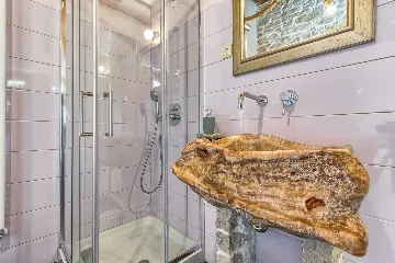 4-Bedroom Villa with Private Pool in Krmed