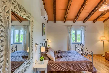 4-Bedroom Villa with Private Pool in Krmed