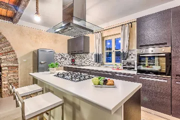 4-Bedroom Villa with Private Pool in Krmed