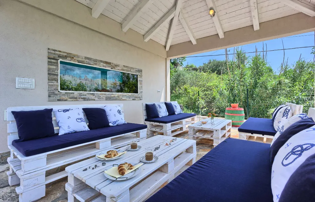 Jesenice Villa for 22 Guests with Pool & Jacuzzi