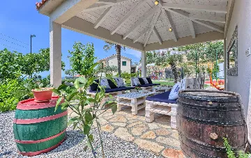 Jesenice Villa for 22 Guests with Pool & Jacuzzi