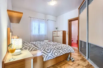 Jesenice Villa for 22 Guests with Pool & Jacuzzi