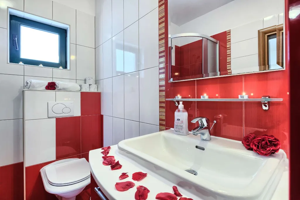 Jesenice Villa for 22 Guests with Pool & Jacuzzi