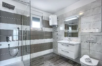 Jesenice Villa for 22 Guests with Pool & Jacuzzi