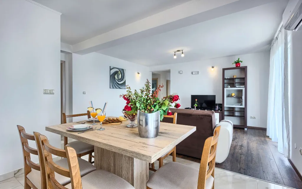 Jesenice Villa for 22 Guests with Pool & Jacuzzi