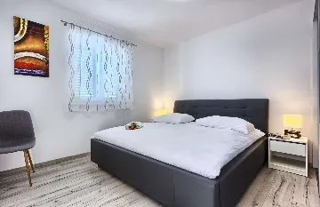 Jesenice Villa for 22 Guests with Pool & Jacuzzi