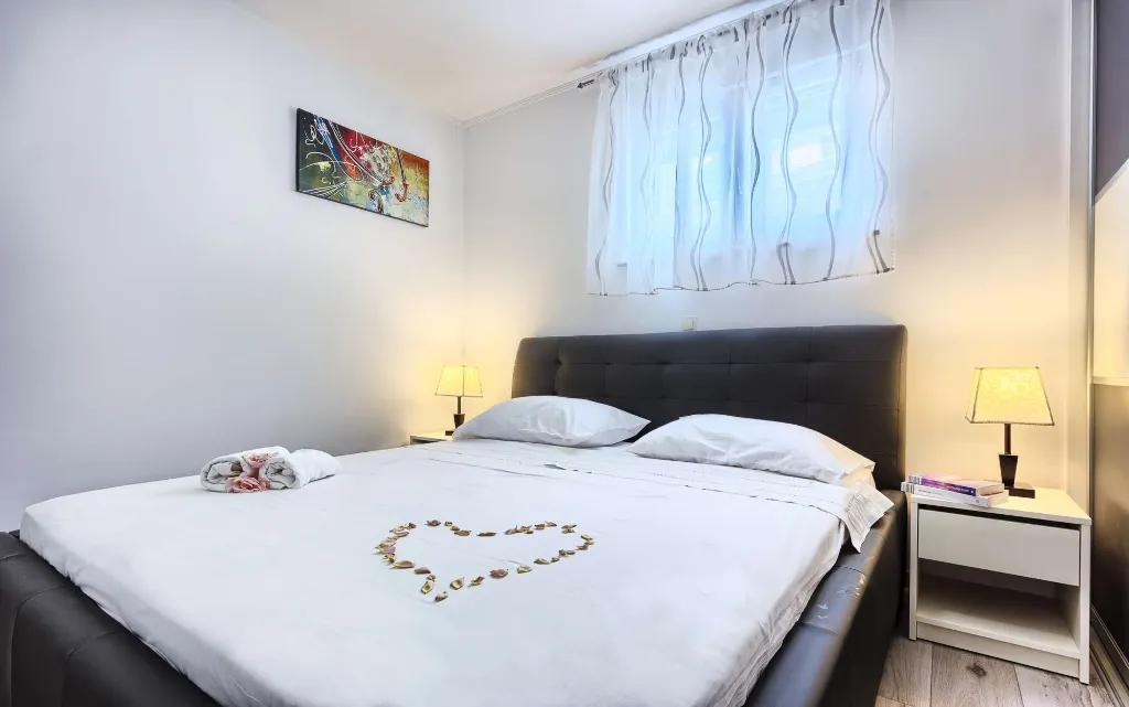 Jesenice Villa for 22 Guests with Pool & Jacuzzi