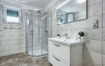 Jesenice Villa for 22 Guests with Pool & Jacuzzi