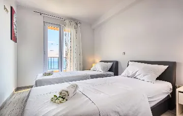 Jesenice Villa for 22 Guests with Pool & Jacuzzi