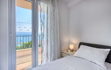 Jesenice Villa for 22 Guests with Pool & Jacuzzi