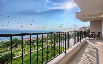 Jesenice Villa for 22 Guests with Pool & Jacuzzi