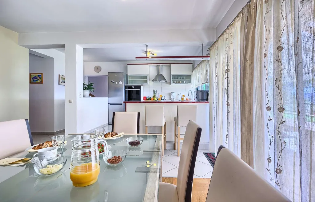 Jesenice Villa for 22 Guests with Pool & Jacuzzi