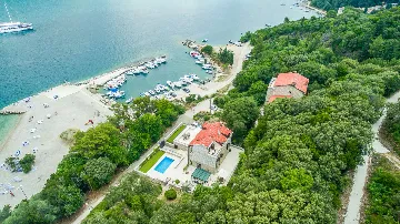 Stone Villa in Dubrovnik with Sea Views and Pool